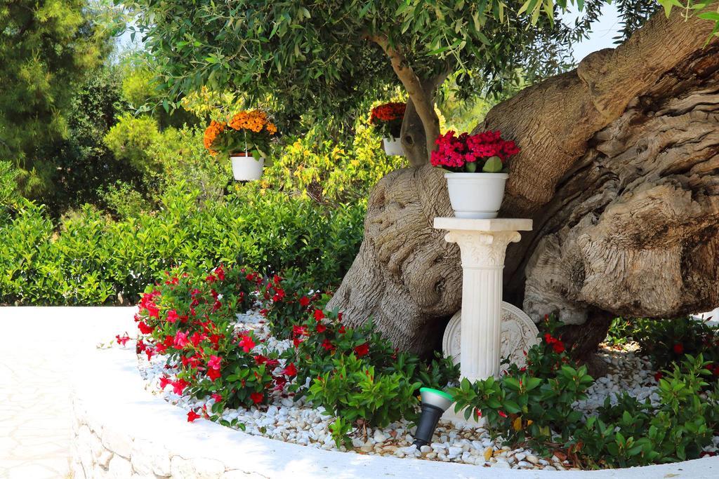 Villa Santo Stefano Monopoli Exteriör bild
