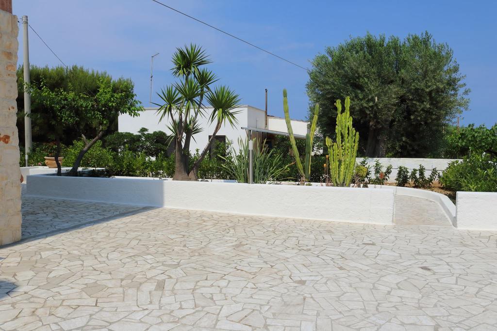 Villa Santo Stefano Monopoli Exteriör bild