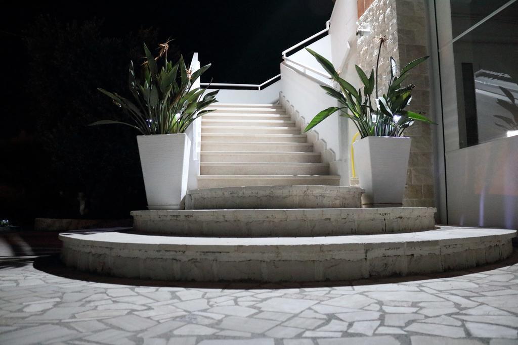 Villa Santo Stefano Monopoli Exteriör bild